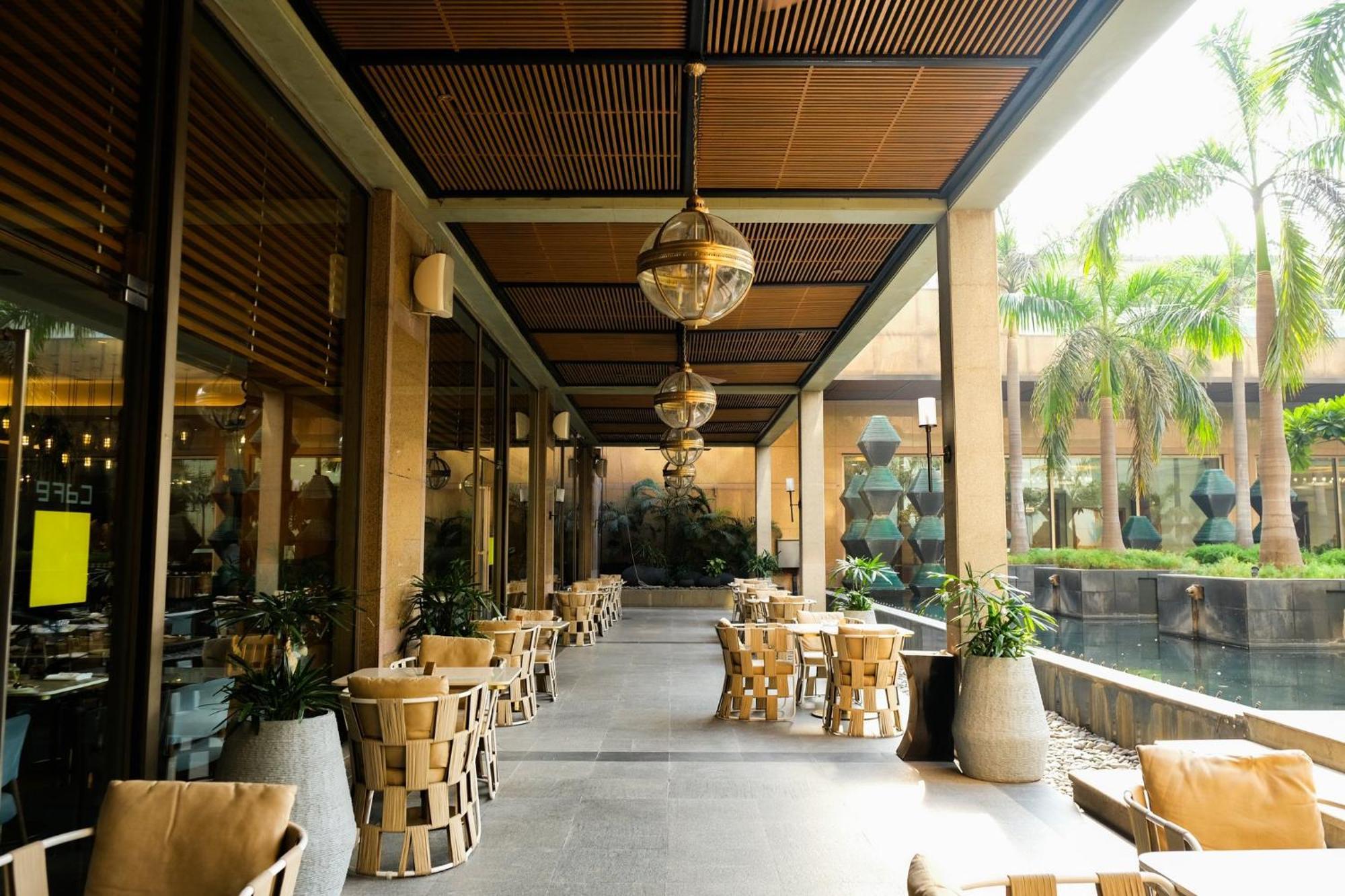 Crowne Plaza Today Gurugram By Ihg Gurgaon Exterior foto